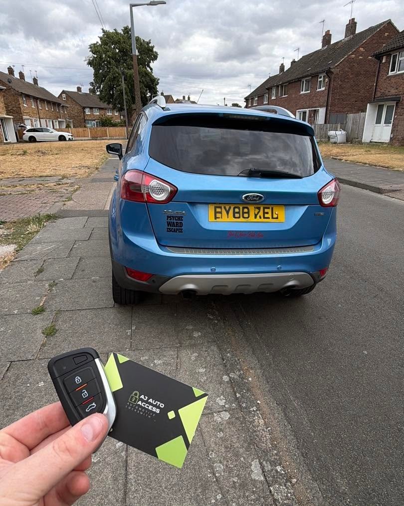 Universal smart key programmed as a spare for a 2009 Ford Kuga